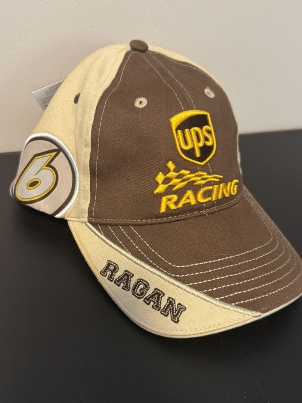 Ups Reagan Racing Chase Authentic - Picture 2 of 8